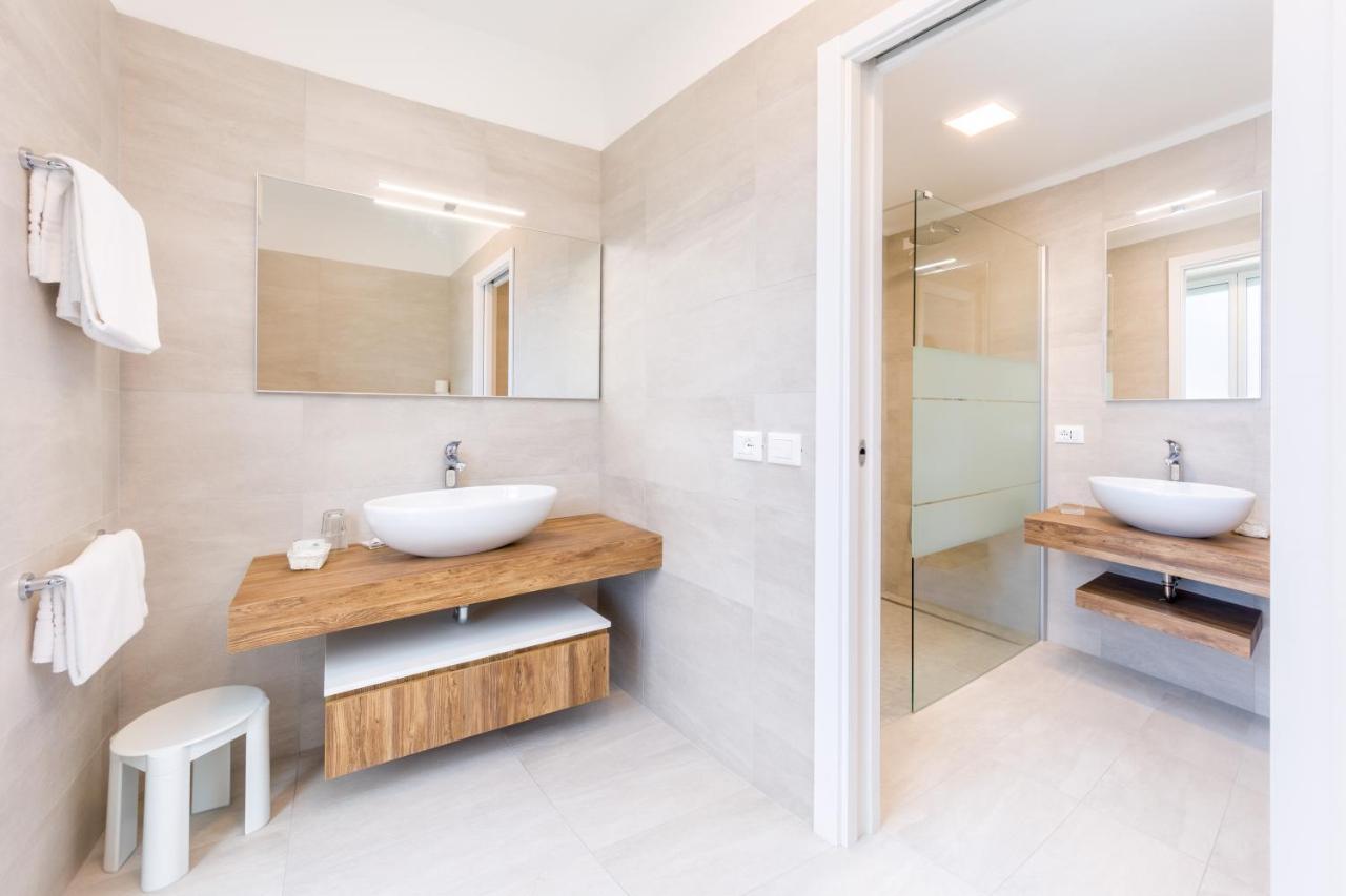 Hotel Nettuno Caorle Buitenkant foto