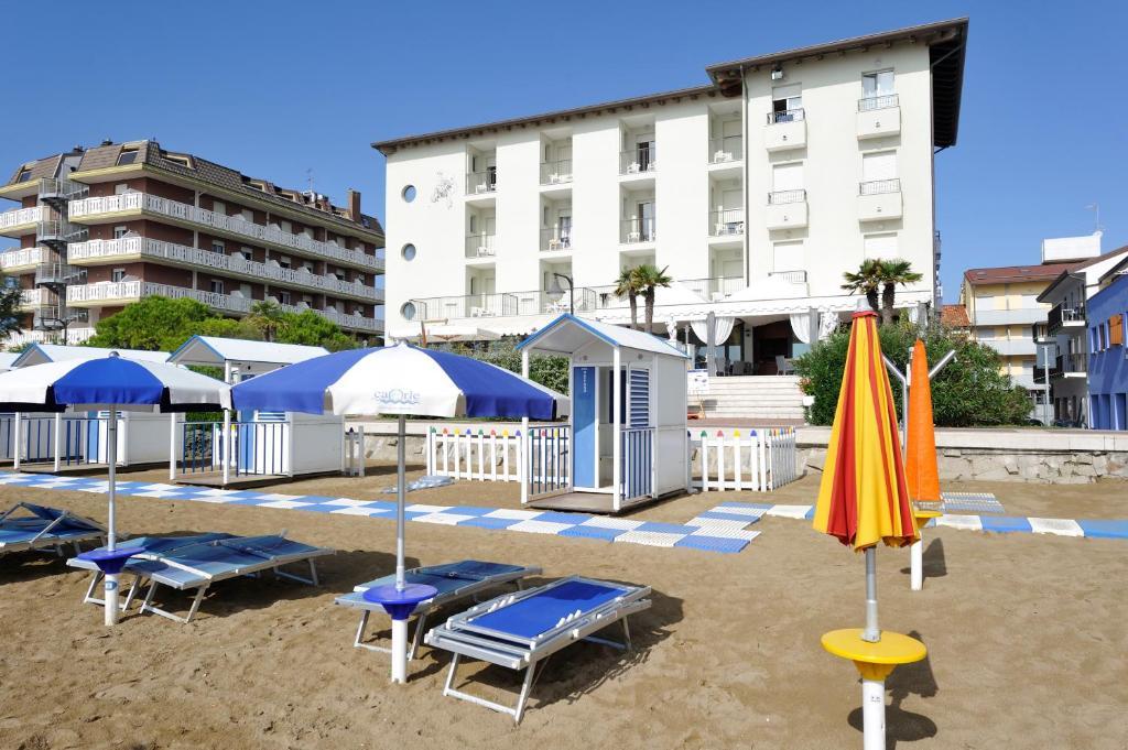 Hotel Nettuno Caorle Buitenkant foto