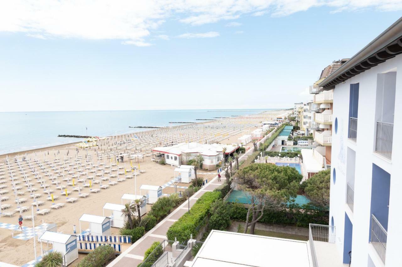 Hotel Nettuno Caorle Buitenkant foto
