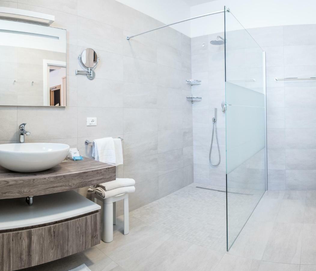 Hotel Nettuno Caorle Buitenkant foto