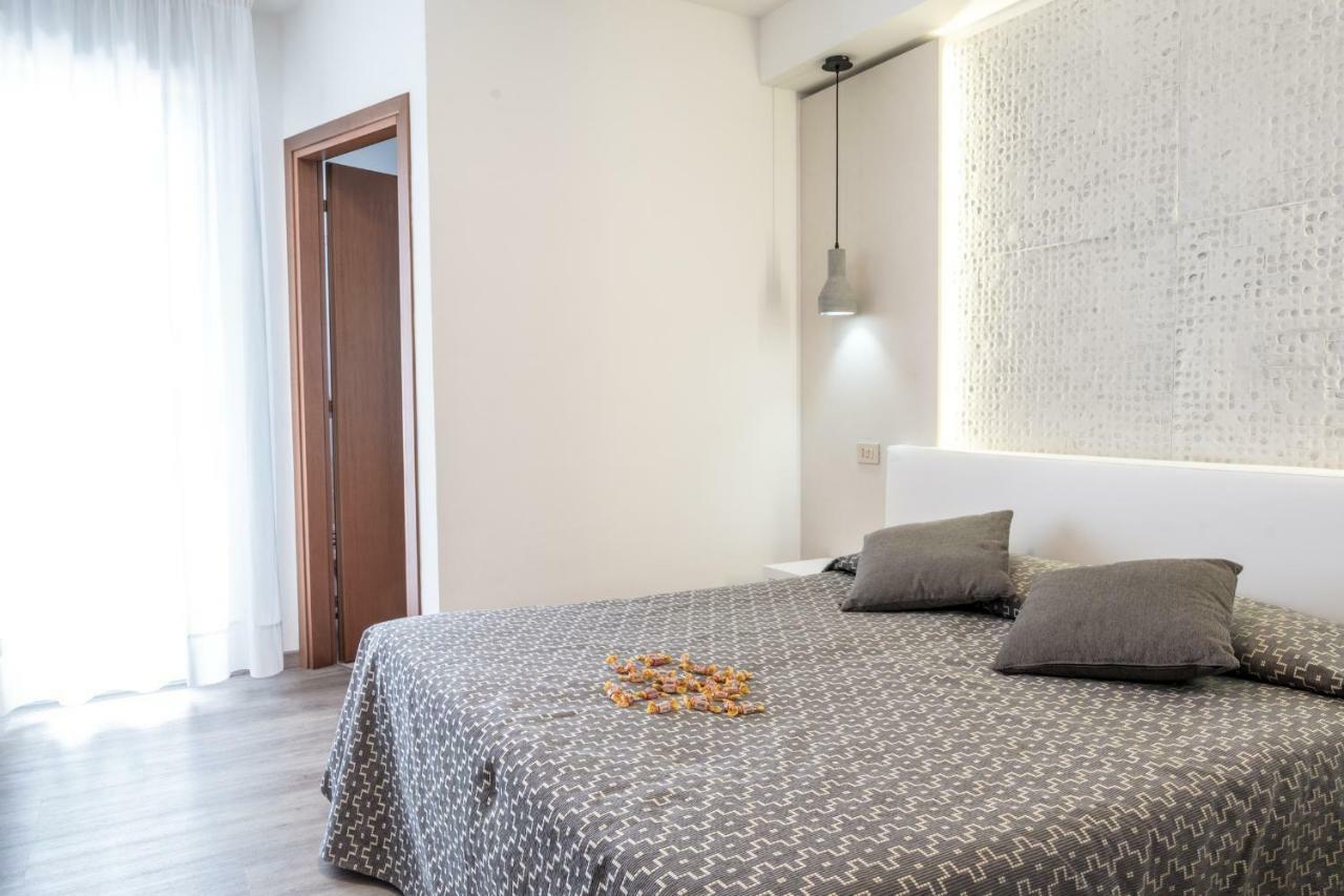 Hotel Nettuno Caorle Buitenkant foto